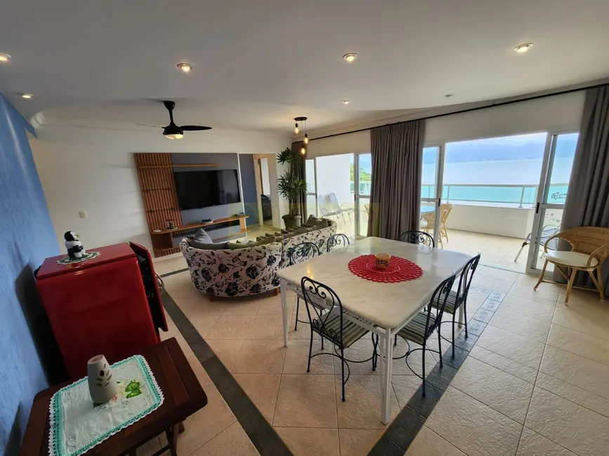 Foto 2 de Apartamento com 4 quartos à venda, 160m2 em Prainha, Caraguatatuba - SP