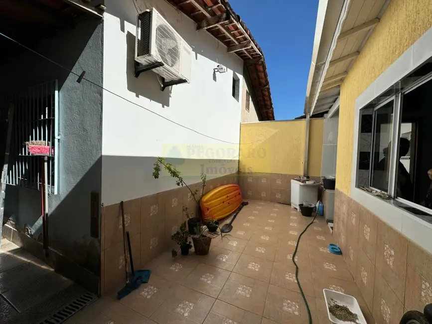 Foto 9 de Casa com 2 quartos à venda, 156m2 em Jardim Terralão, Caraguatatuba - SP