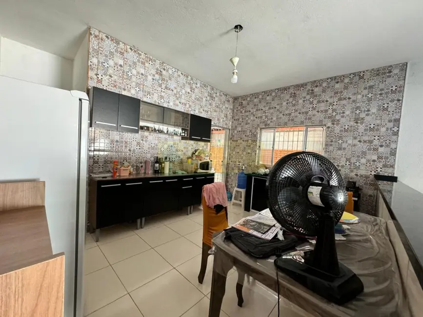 Foto 4 de Casa com 2 quartos à venda, 156m2 em Jardim Terralão, Caraguatatuba - SP