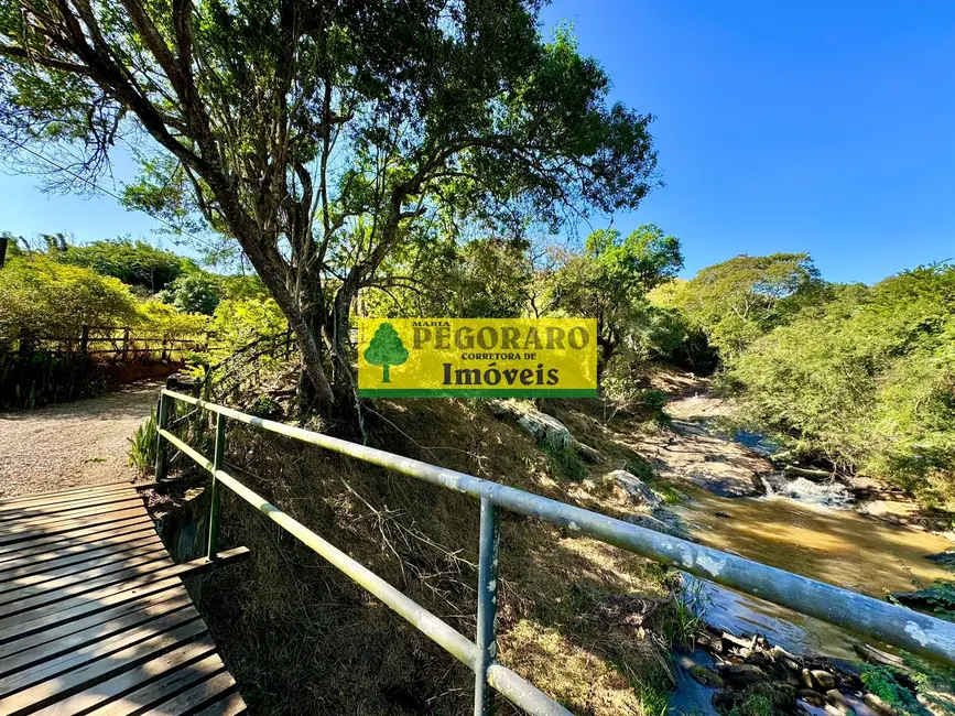Sítio / Rancho com 6 quartos à venda, 500m2 em Paraibuna - SP - imagem 8 Foto 8 de Sítio / Rancho com 6 quartos à venda, 500m2 em Paraibuna - SP