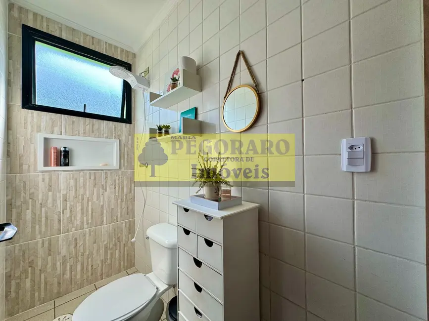 Foto 8 de Casa de Condomínio com 2 quartos à venda e para alugar, 60m2 em Martim de Sá, Caraguatatuba - SP