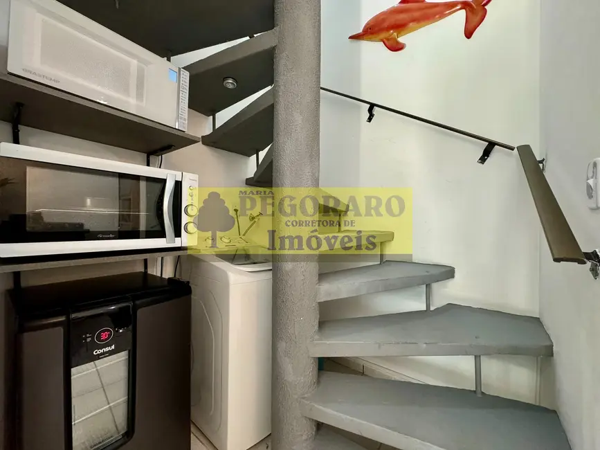 Foto 9 de Casa de Condomínio com 2 quartos à venda e para alugar, 60m2 em Martim de Sá, Caraguatatuba - SP