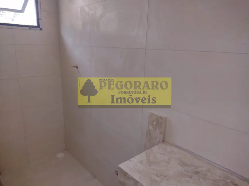 Foto 7 de Casa com 2 quartos à venda, 75m2 em Cidade Jardim, Caraguatatuba - SP