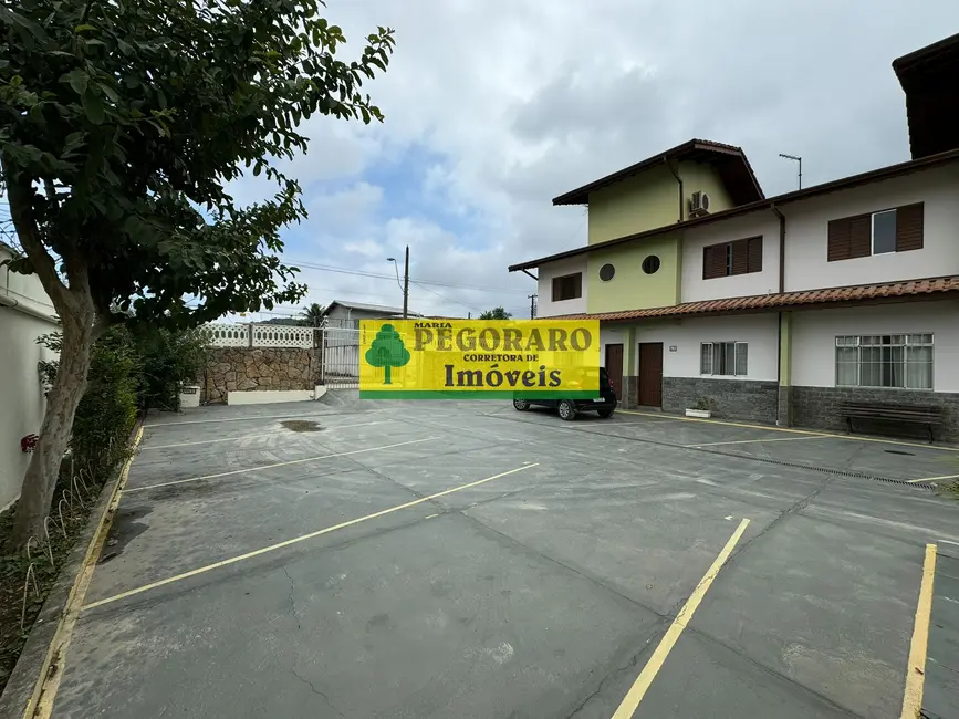 Foto 1 de Casa com 2 quartos à venda, 135m2 em Martim de Sá, Caraguatatuba - SP