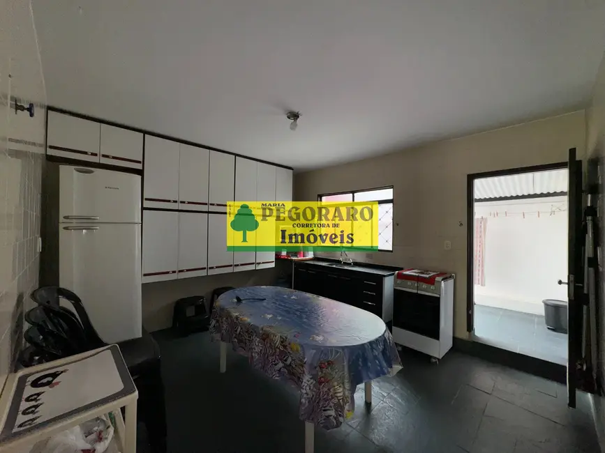 Foto 7 de Casa com 2 quartos à venda e para alugar, 135m2 em Martim de Sá, Caraguatatuba - SP
