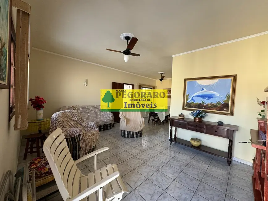 Foto 2 de Casa com 3 quartos à venda, 235m2 em Caputera, Caraguatatuba - SP