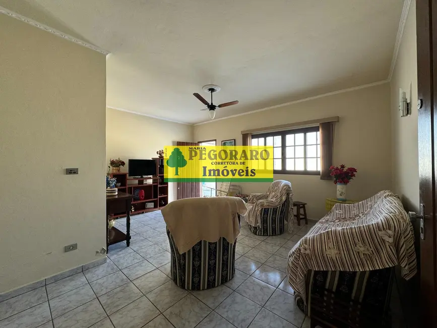 Foto 5 de Casa com 3 quartos à venda, 235m2 em Caputera, Caraguatatuba - SP