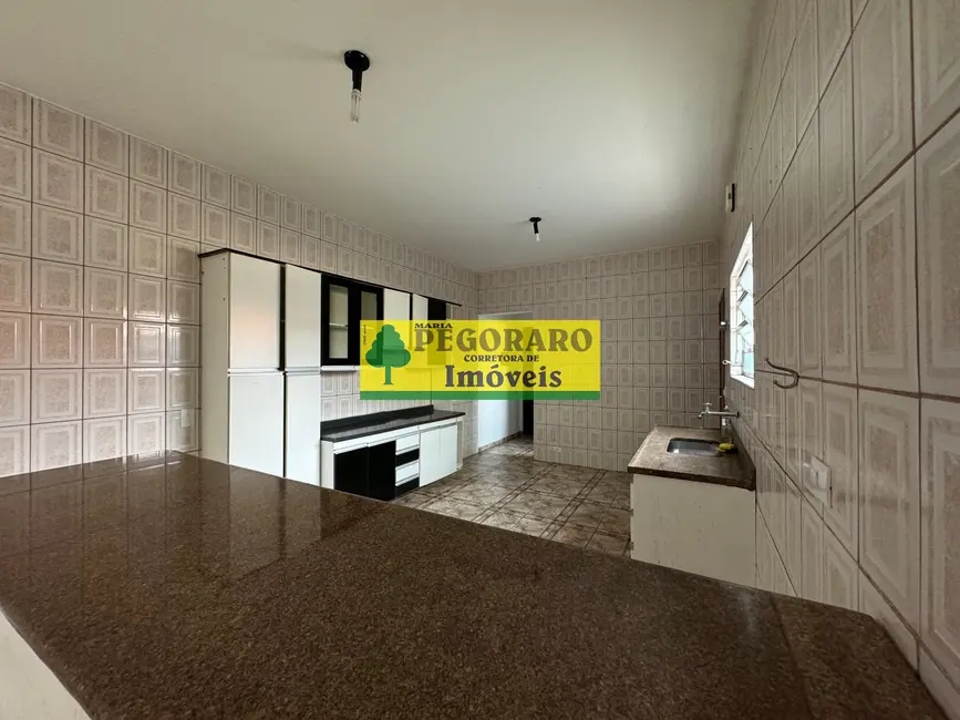 Foto 7 de Casa com 2 quartos para alugar, 125m2 em Martim de Sá, Caraguatatuba - SP