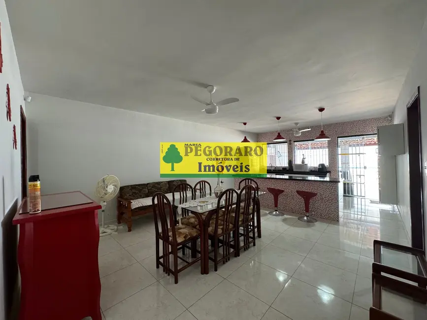 Casa com 3 quartos à venda, 300m2 em Martim de Sá, Caraguatatuba - SP - imagem 5 Foto 5 de Casa com 3 quartos à venda, 300m2 em Martim de Sá, Caraguatatuba - SP