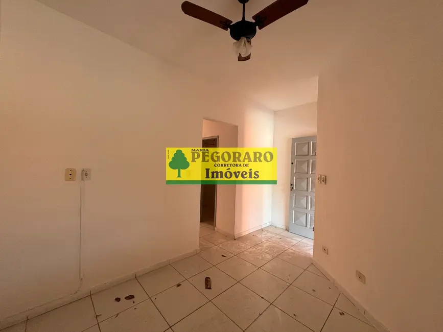 Foto 6 de Casa com 2 quartos à venda, 95m2 em Caraguatatuba - SP