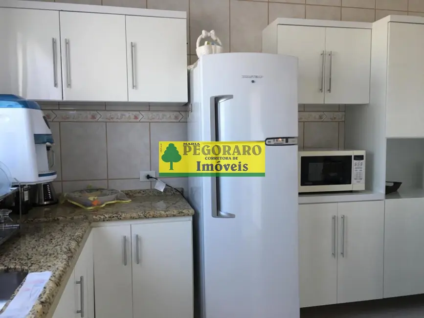 Foto 8 de Casa com 3 quartos à venda, 248m2 em Benfica, Caraguatatuba - SP