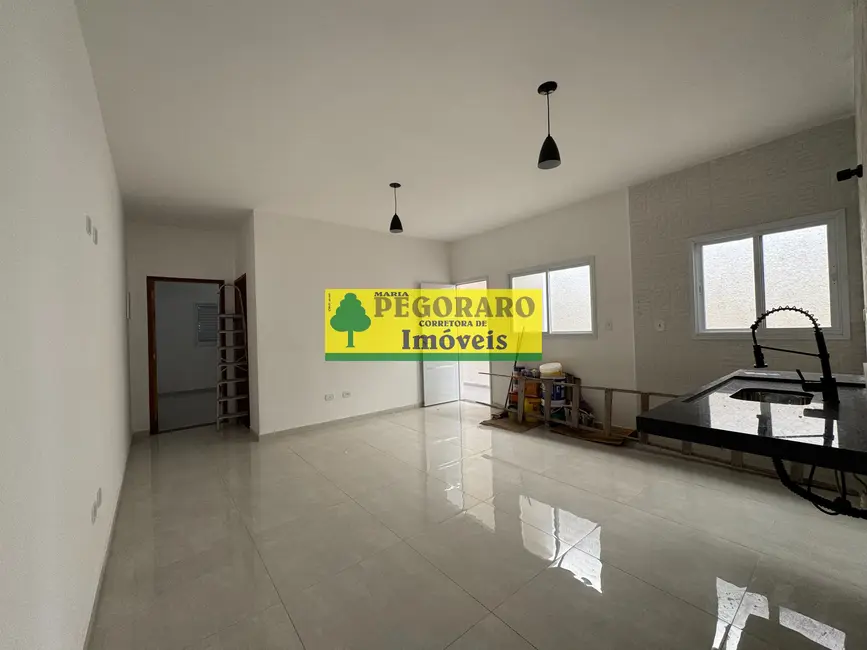 Foto 9 de Casa com 2 quartos à venda, 65m2 em Caraguatatuba - SP