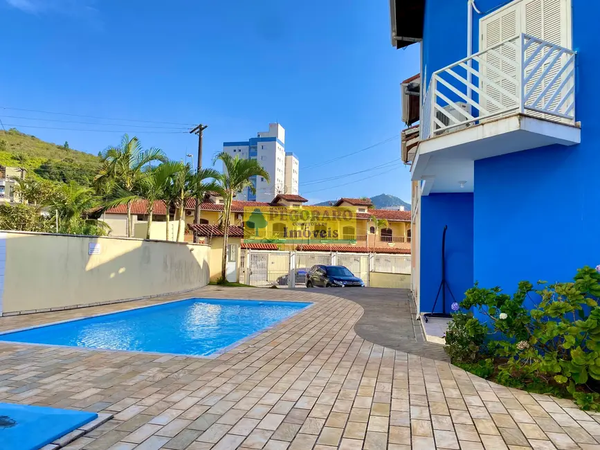 Foto 1 de Casa de Condomínio com 2 quartos à venda, 115m2 em Prainha, Caraguatatuba - SP