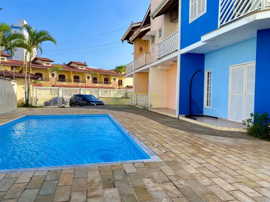 Foto 2 de Casa de Condomínio com 2 quartos à venda, 115m2 em Prainha, Caraguatatuba - SP