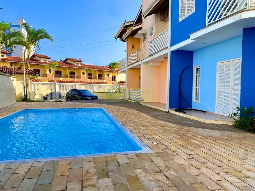 Foto 2 de Casa de Condomínio com 2 quartos à venda, 115m2 em Prainha, Caraguatatuba - SP