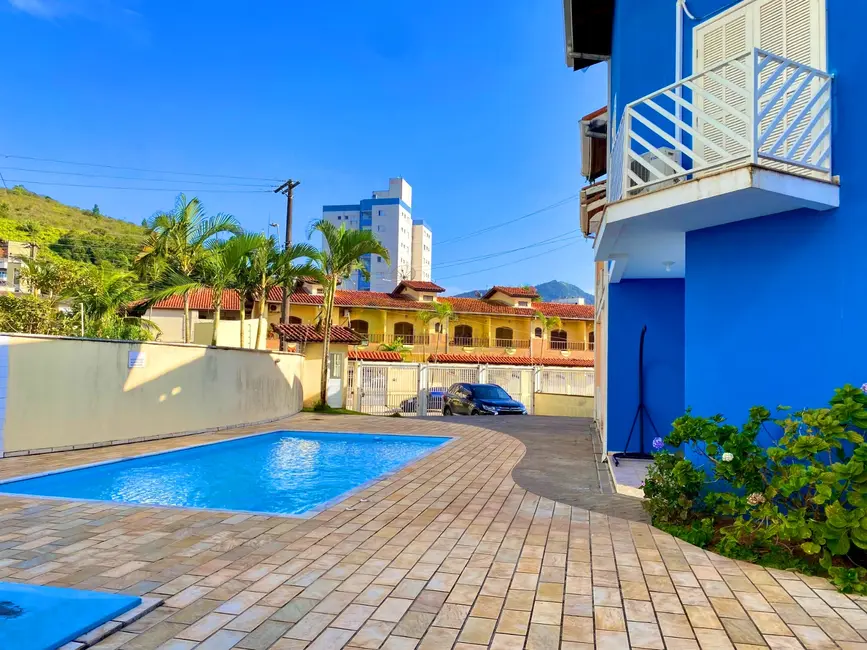 Foto 1 de Casa de Condomínio com 2 quartos à venda, 115m2 em Prainha, Caraguatatuba - SP