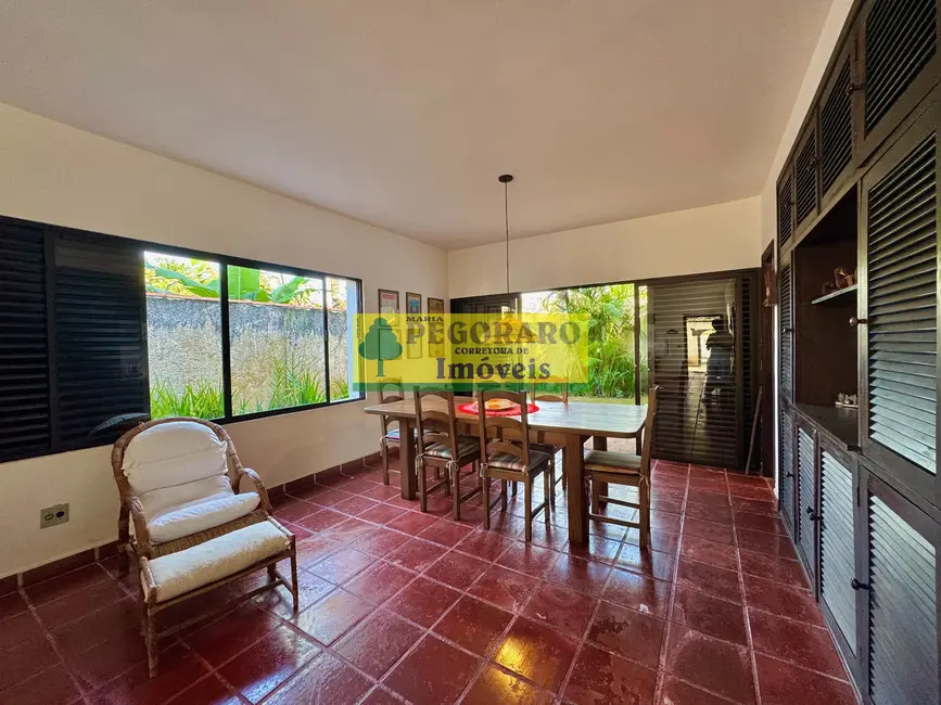 Foto 9 de Casa com 3 quartos à venda, 336m2 em Sao Sebastiao - SP