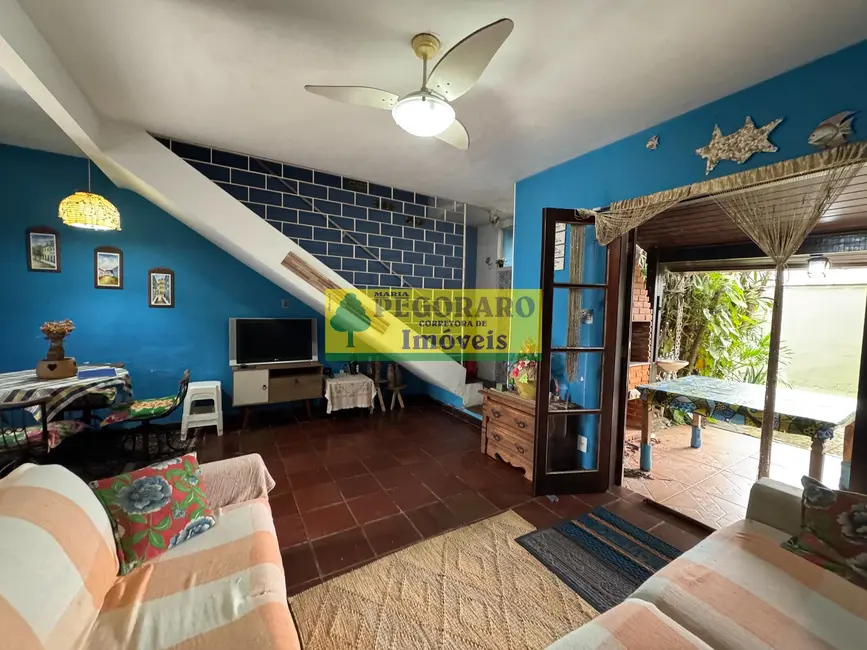 Foto 1 de Casa com 2 quartos à venda, 145m2 em Prainha, Caraguatatuba - SP
