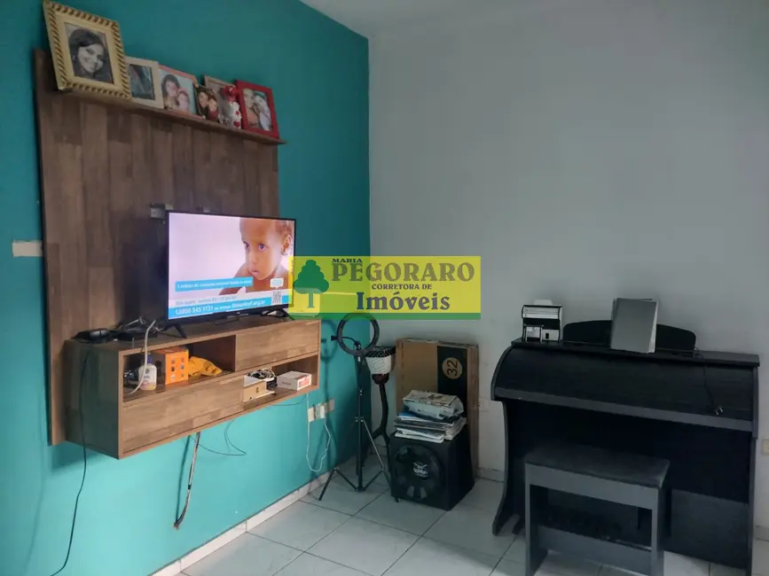 Foto 5 de Casa com 2 quartos à venda, 127m2 em Rio do Ouro, Caraguatatuba - SP