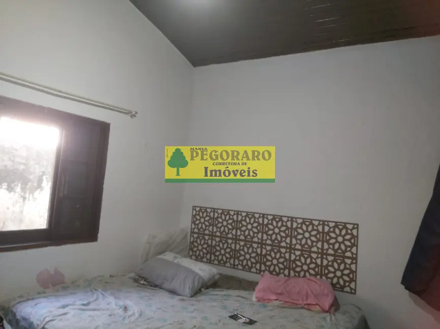 Foto 5 de Casa com 4 quartos à venda, 150m2 em Sumaré, Caraguatatuba - SP