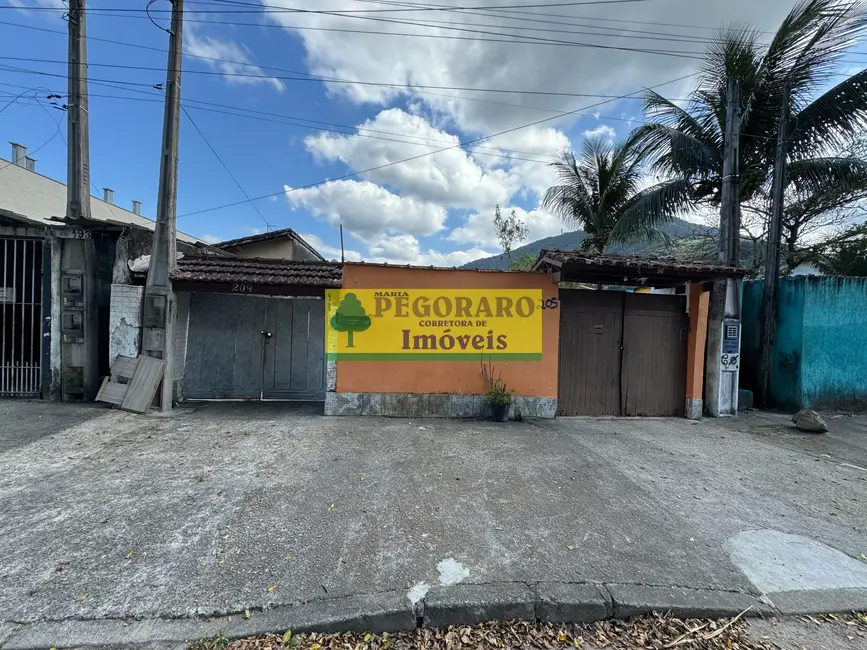 Foto 9 de Casa com 4 quartos à venda, 150m2 em Sumaré, Caraguatatuba - SP