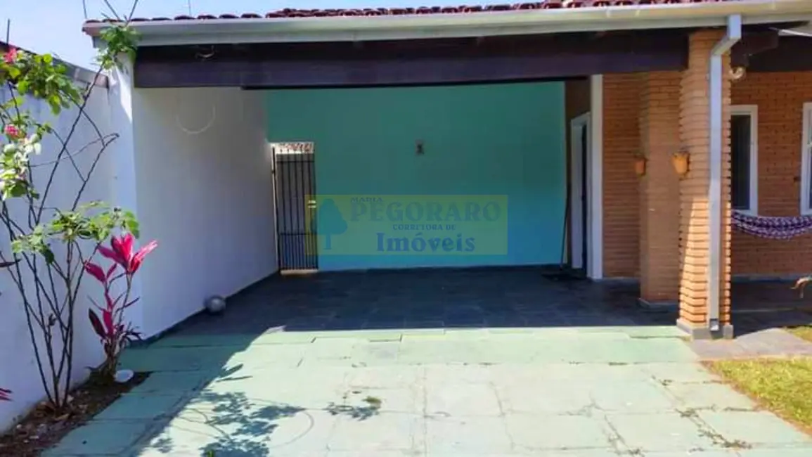 Foto 3 de Casa com 2 quartos à venda, 152m2 em Prainha, Caraguatatuba - SP