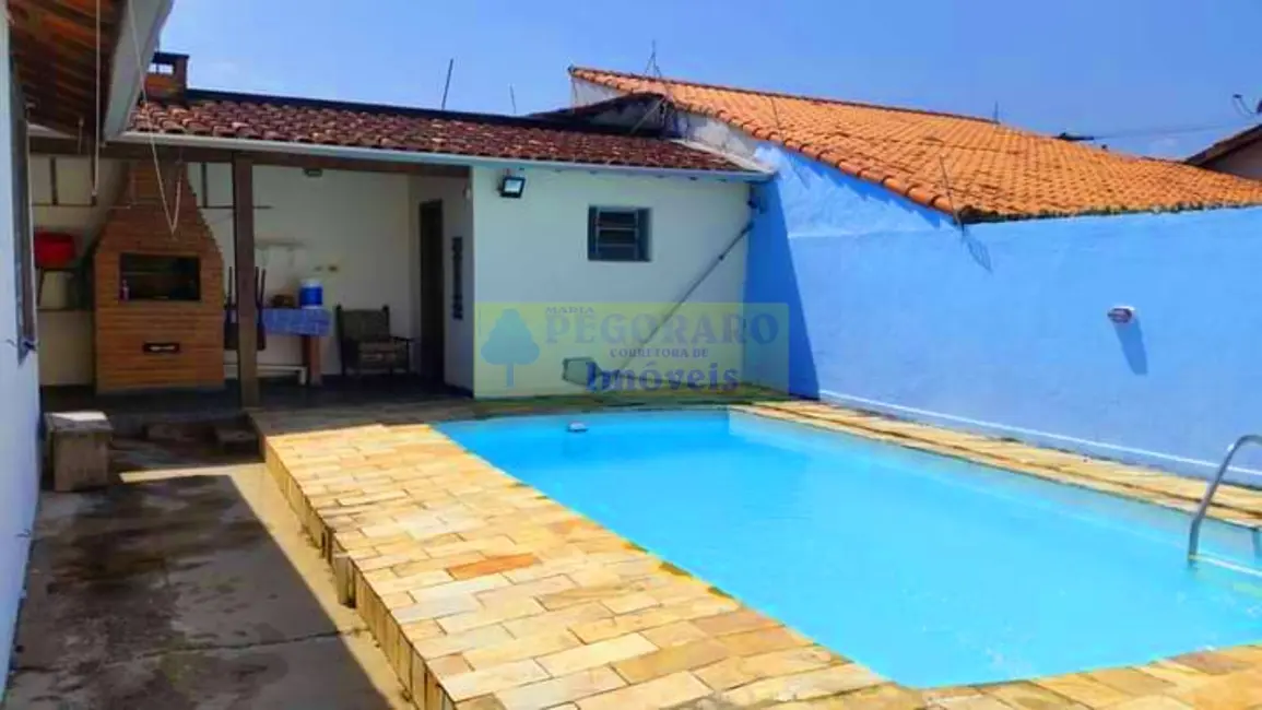 Foto 1 de Casa com 2 quartos à venda, 152m2 em Prainha, Caraguatatuba - SP