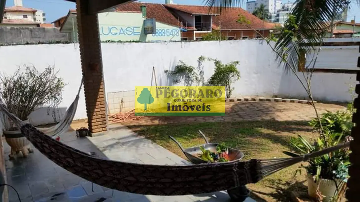 Foto 4 de Casa com 2 quartos à venda, 152m2 em Prainha, Caraguatatuba - SP