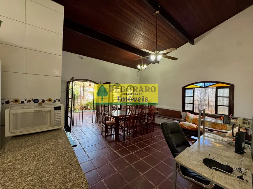 Foto 8 de Casa com 3 quartos à venda, 128m2 em Martim de Sá, Caraguatatuba - SP