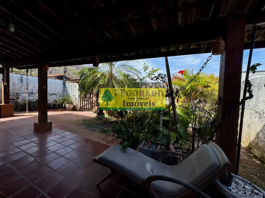 Foto 2 de Casa com 3 quartos à venda, 128m2 em Martim de Sá, Caraguatatuba - SP