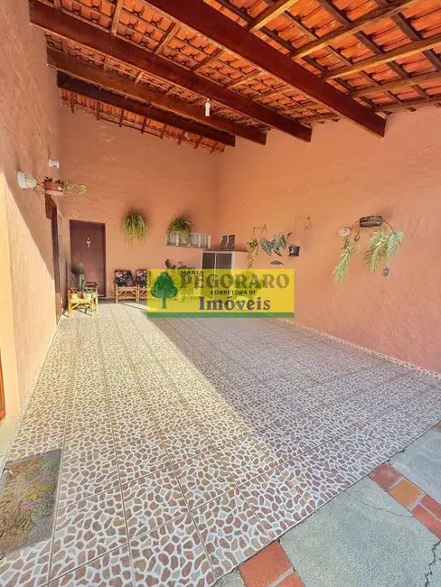 Foto 9 de Casa com 4 quartos à venda, 249m2 em Martim de Sá, Caraguatatuba - SP