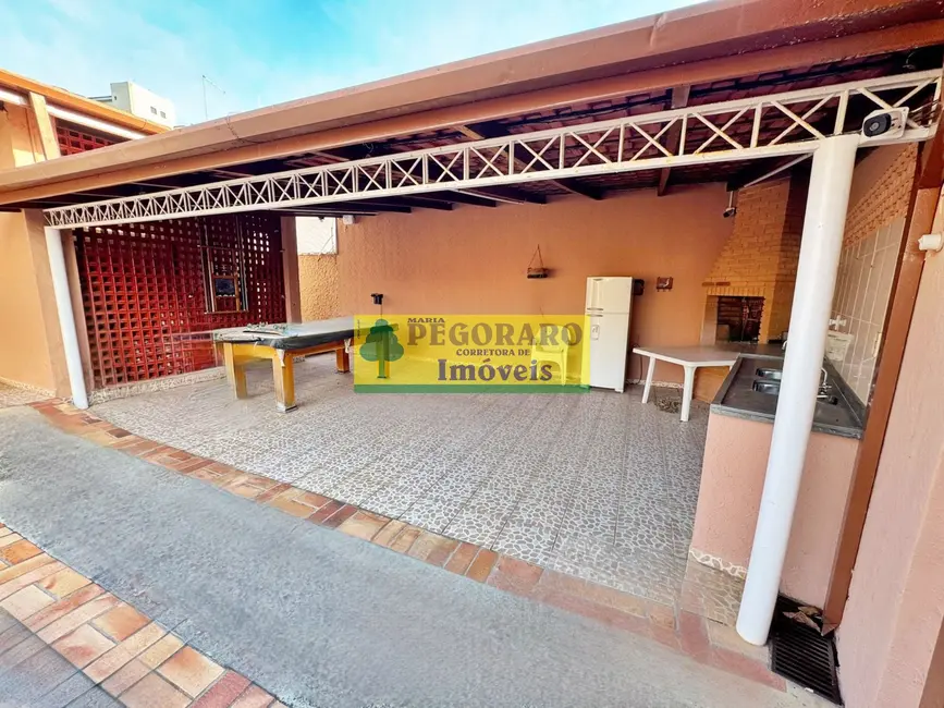 Foto 3 de Casa com 4 quartos à venda, 249m2 em Martim de Sá, Caraguatatuba - SP