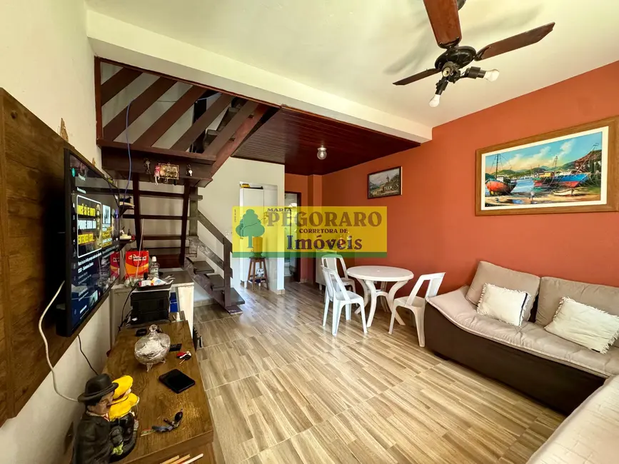Casa com 3 quartos à venda, 101m2 em Prainha, Caraguatatuba - SP - imagem 5 Foto 5 de Casa com 3 quartos à venda, 101m2 em Prainha, Caraguatatuba - SP