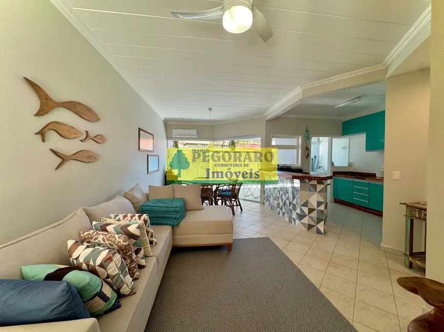 Foto 2 de Casa de Condomínio com 3 quartos à venda, 200m2 em Jardim Capricórnio, Caraguatatuba - SP