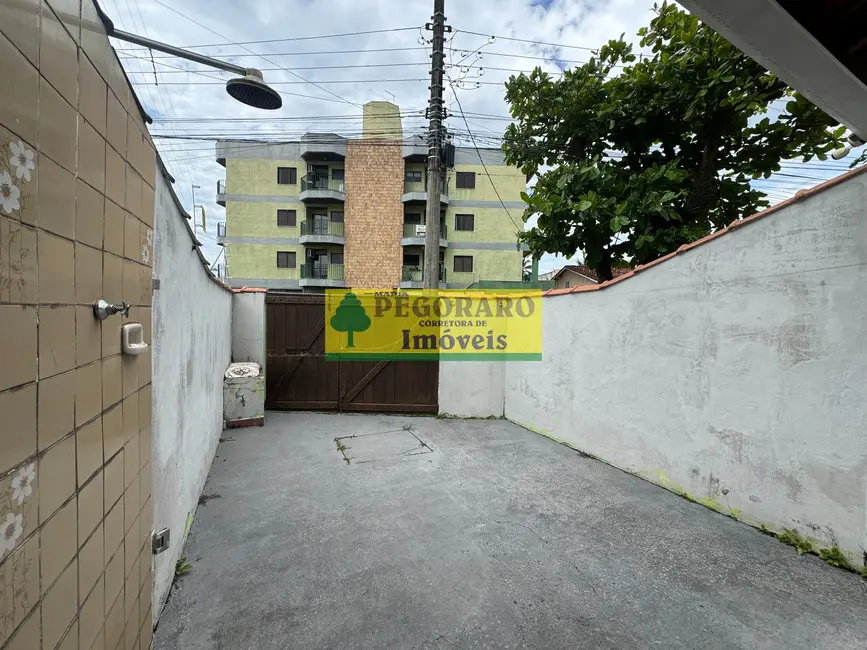 Foto 3 de Casa de Condomínio com 2 quartos à venda, 97m2 em Indaiá, Caraguatatuba - SP