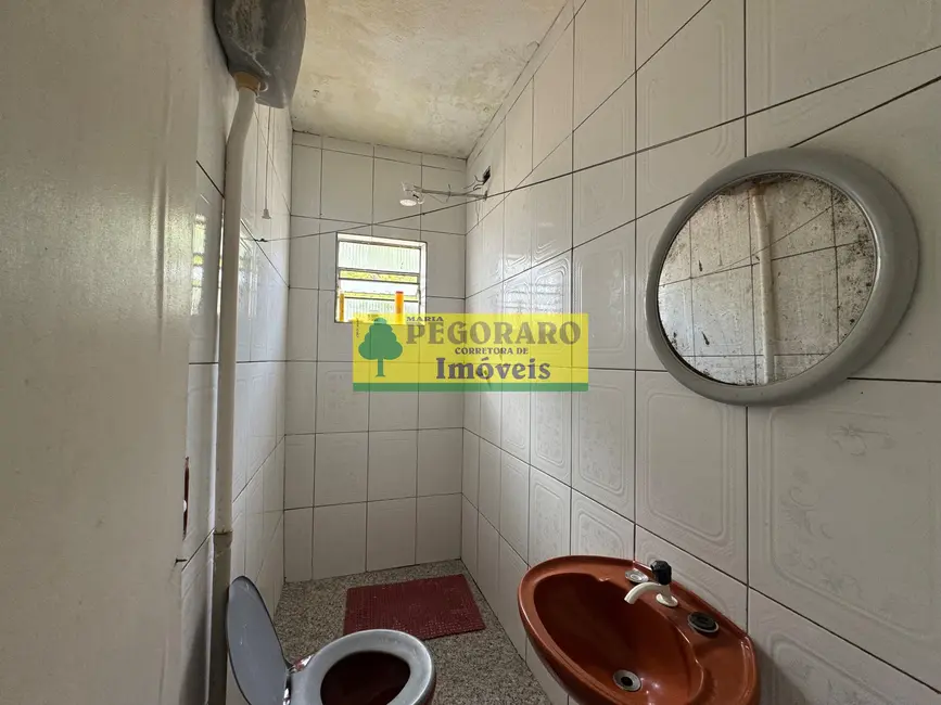 Foto 8 de Casa com 2 quartos à venda, 100m2 em Balneário Forest, Caraguatatuba - SP