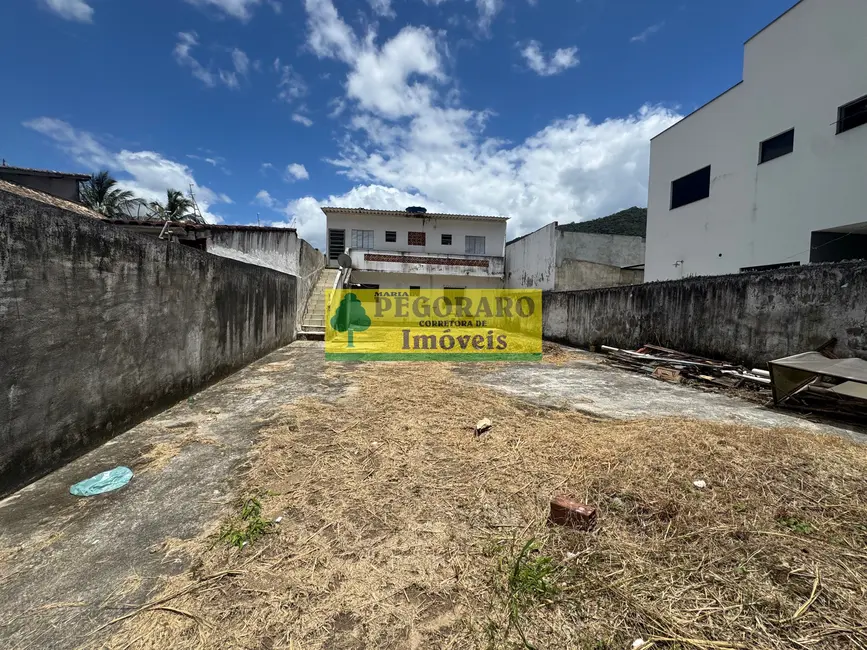Foto 2 de Casa com 2 quartos à venda, 100m2 em Balneário Forest, Caraguatatuba - SP