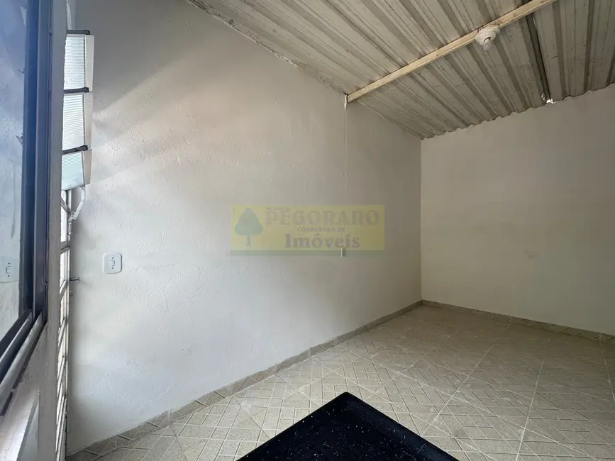 Foto 6 de Casa com 2 quartos à venda, 100m2 em Balneário Forest, Caraguatatuba - SP