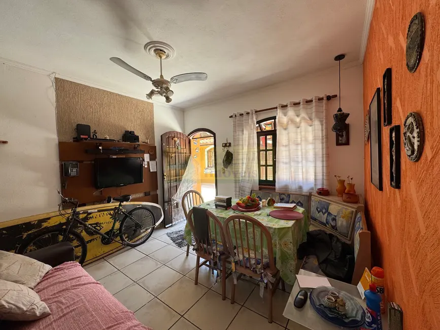 Foto 2 de Casa com 2 quartos à venda, 65m2 em Indaiá, Caraguatatuba - SP