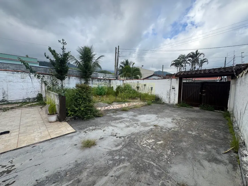 Foto 1 de Casa com 3 quartos à venda e para alugar, 167m2 em Massaguaçu, Caraguatatuba - SP