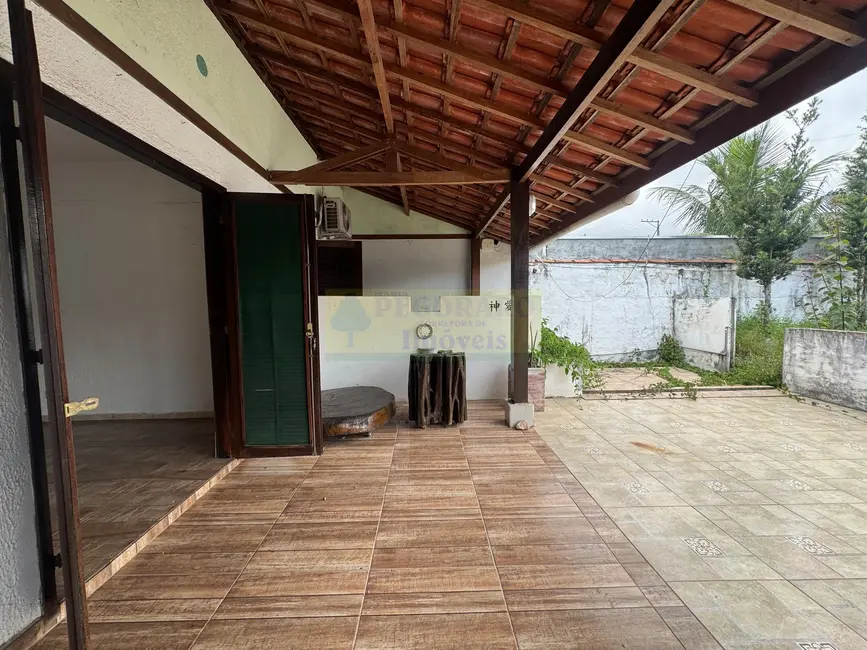 Foto 8 de Casa com 3 quartos à venda e para alugar, 167m2 em Massaguaçu, Caraguatatuba - SP