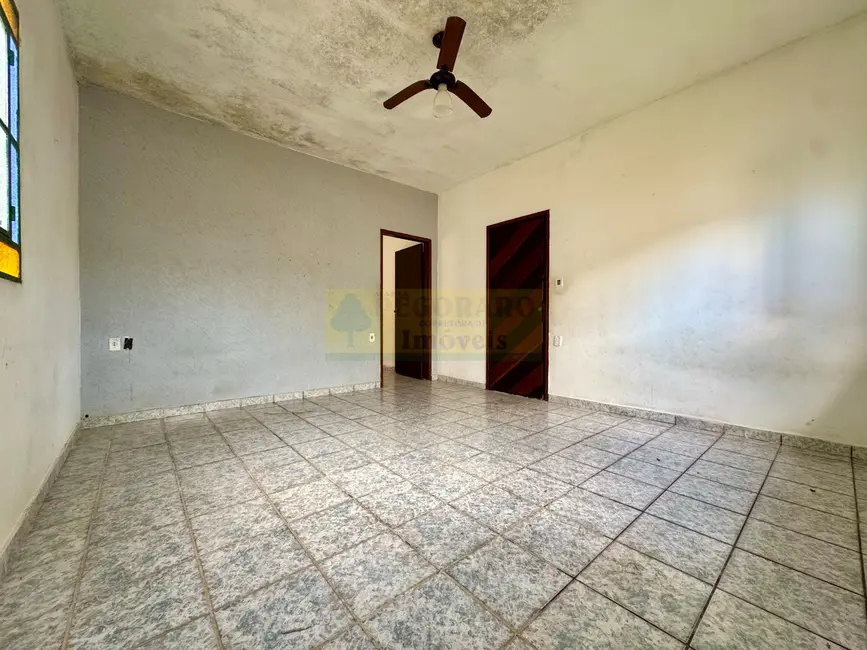 Foto 6 de Casa com 2 quartos à venda, 130m2 em Martim de Sá, Caraguatatuba - SP