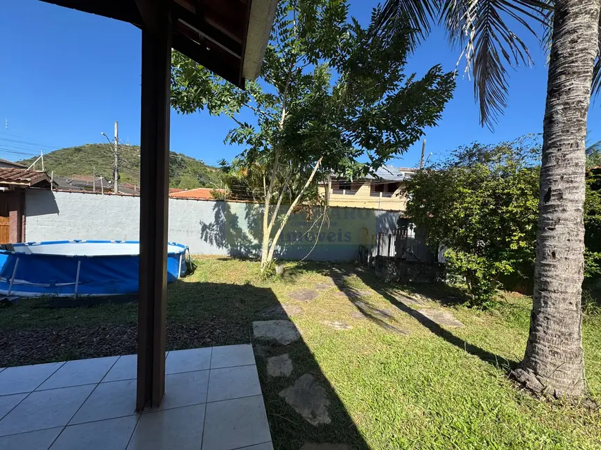 Foto 4 de Casa com 2 quartos à venda, 100m2 em Sumaré, Caraguatatuba - SP