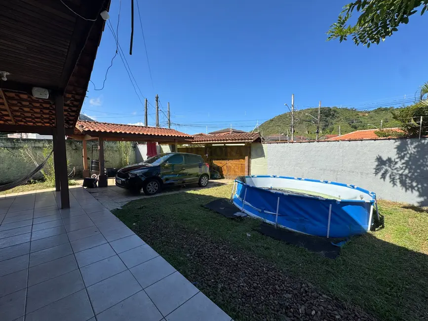 Foto 5 de Casa com 2 quartos à venda, 100m2 em Sumaré, Caraguatatuba - SP