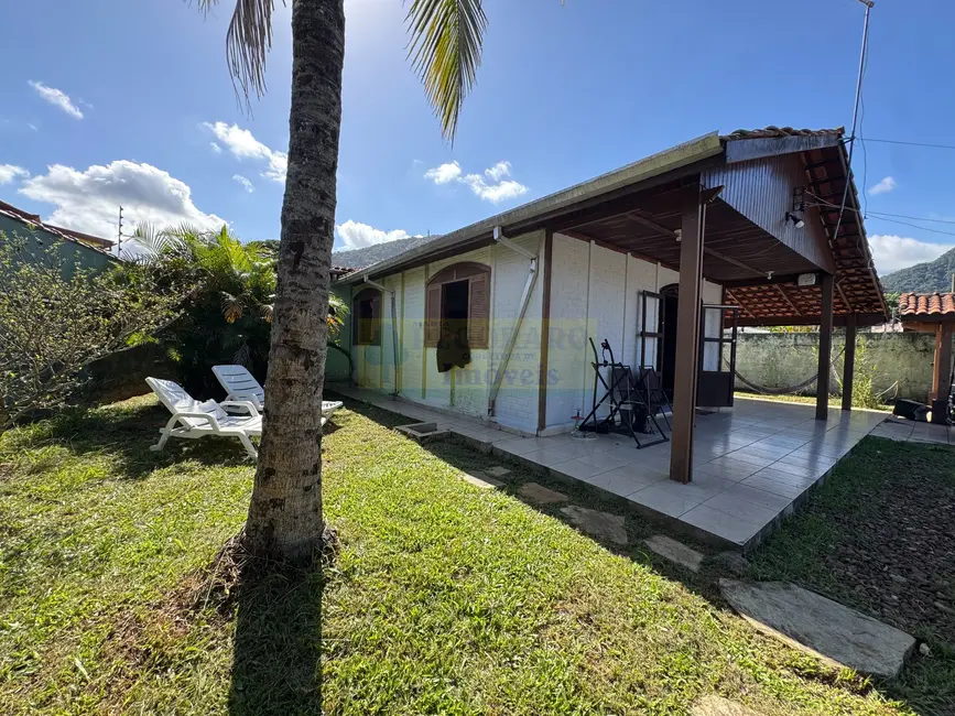 Foto 3 de Casa com 2 quartos à venda, 100m2 em Sumaré, Caraguatatuba - SP