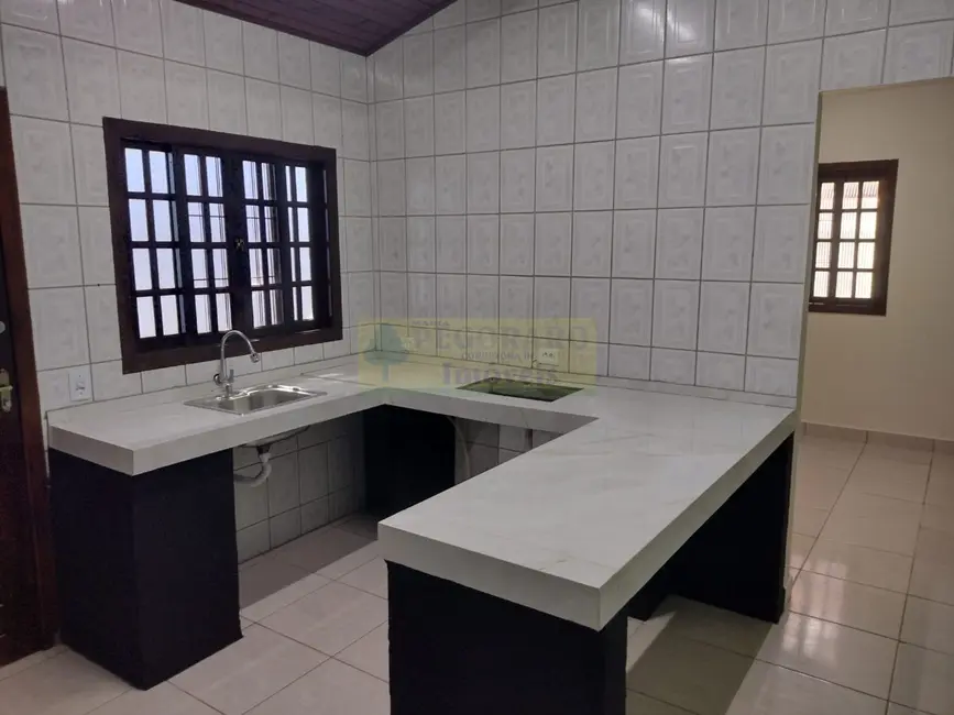 Foto 6 de Casa com 2 quartos à venda, 130m2 em Caputera, Caraguatatuba - SP