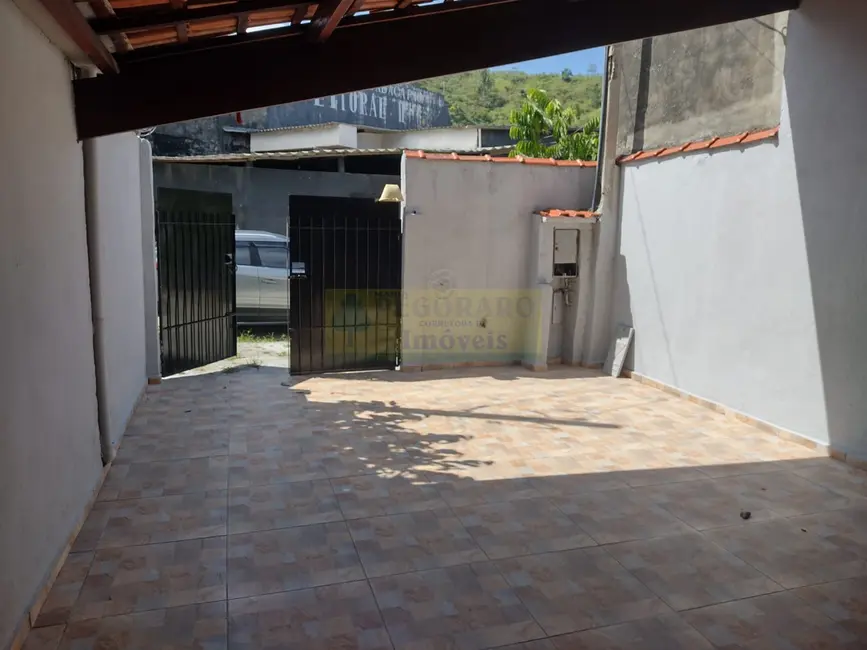 Foto 2 de Casa com 2 quartos à venda, 130m2 em Caputera, Caraguatatuba - SP