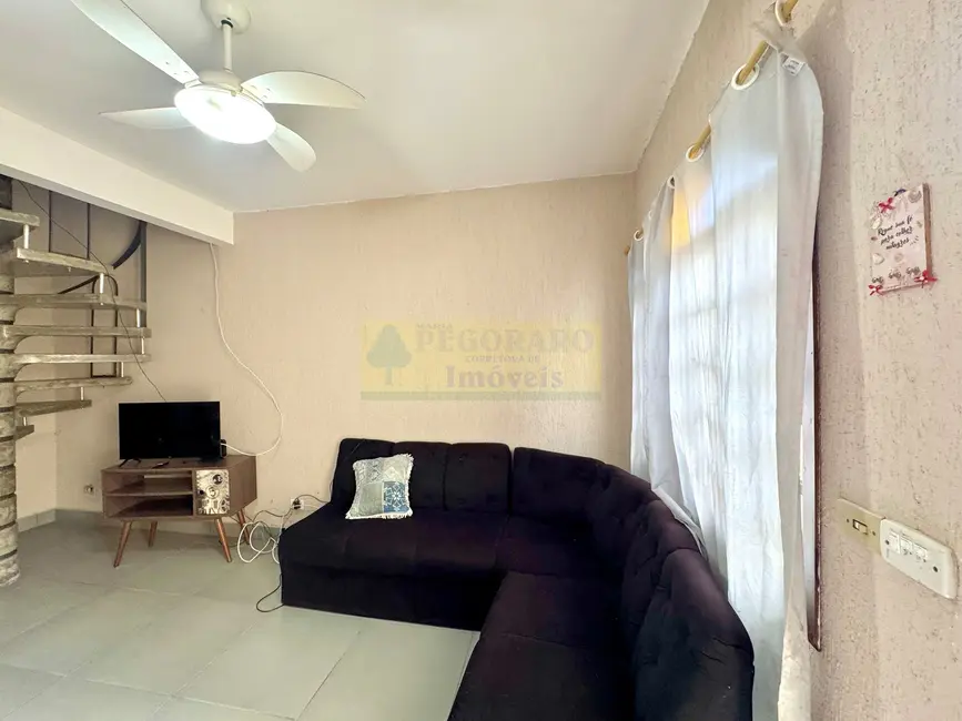 Foto 3 de Casa com 2 quartos à venda, 75m2 em Prainha, Caraguatatuba - SP
