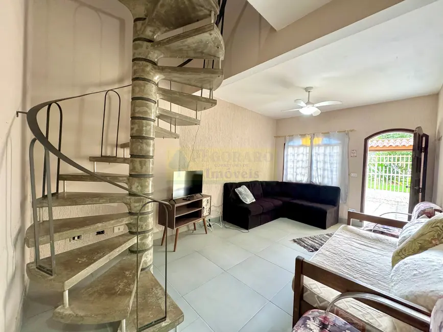 Foto 5 de Casa com 2 quartos à venda, 75m2 em Prainha, Caraguatatuba - SP