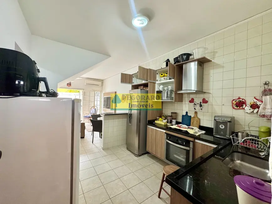 Foto 9 de Casa de Condomínio com 2 quartos à venda, 115m2 em Prainha, Caraguatatuba - SP